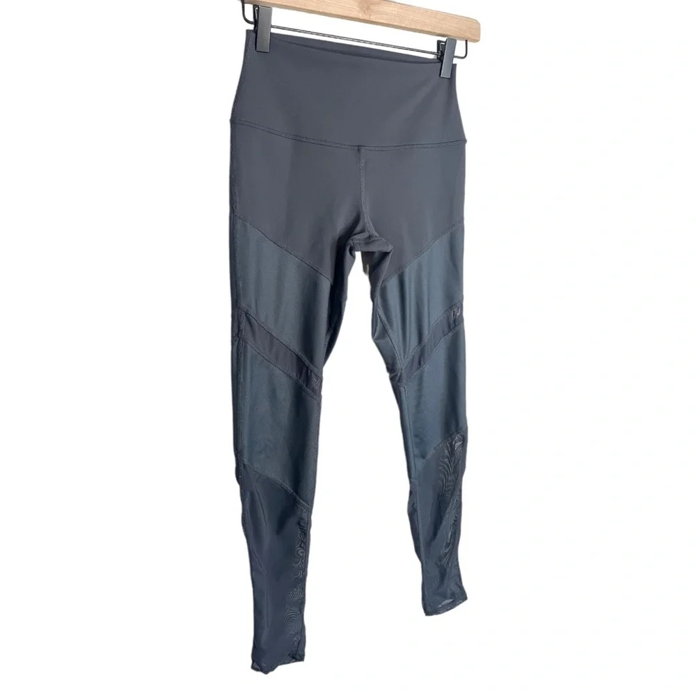 Alo Yoga Sheila Leggings